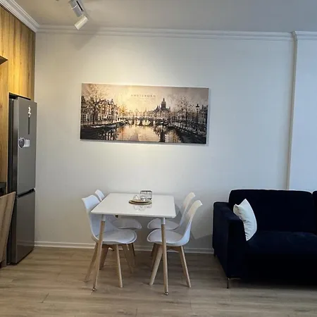 Skyline Fiori Appartement