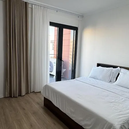 Skyline Fiori Appartement *